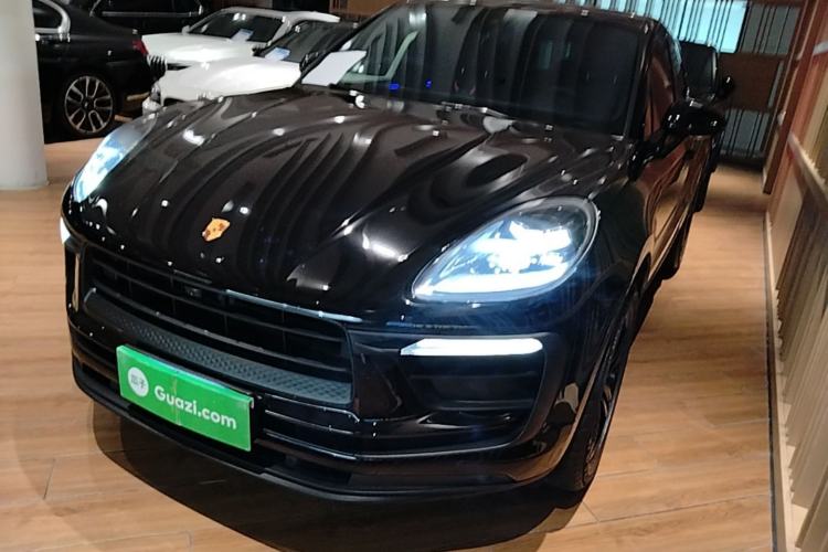 Porsche Macan 2022 — фото 1