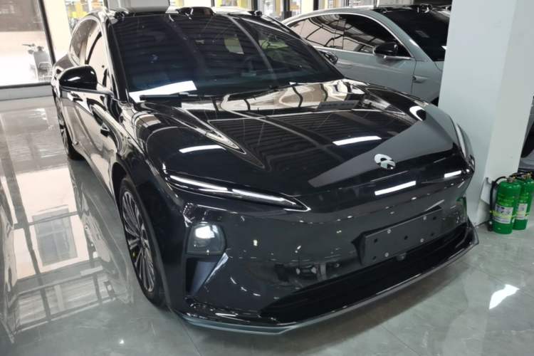 NIO ET5T 2024 — 3