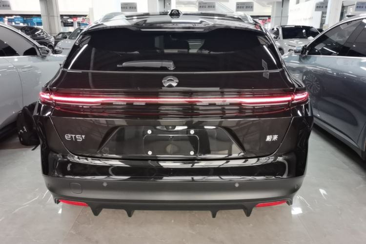 NIO ET5T 2024 — 5