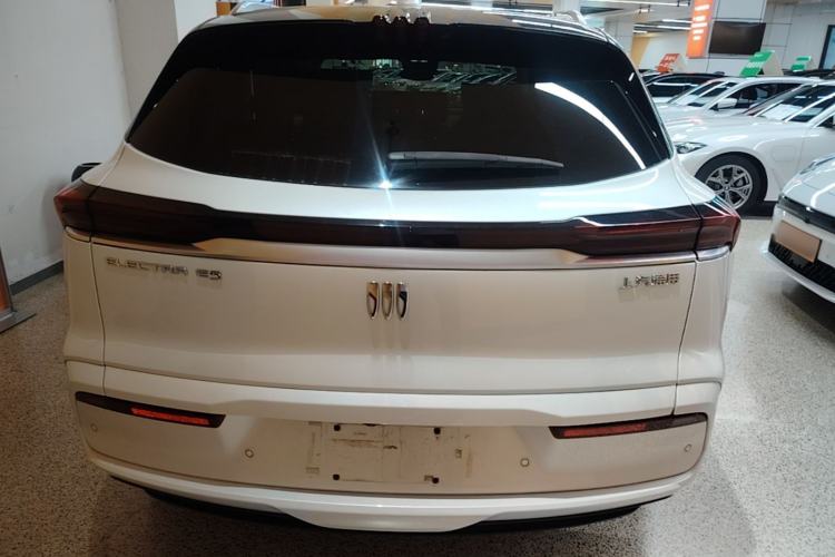 Buick E5 2025 — 5