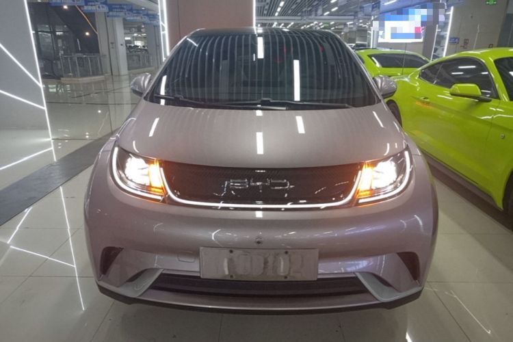 BYD Dolphin 2023 — 2