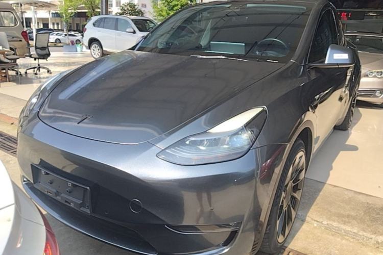 Tesla Model Y 2022 — 2