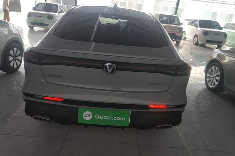 ChangAn UNI-V 2024 — 5