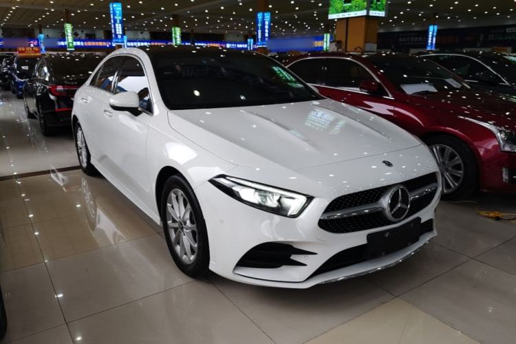 Mercedes-Benz A 200 L 2021 — фото 3
