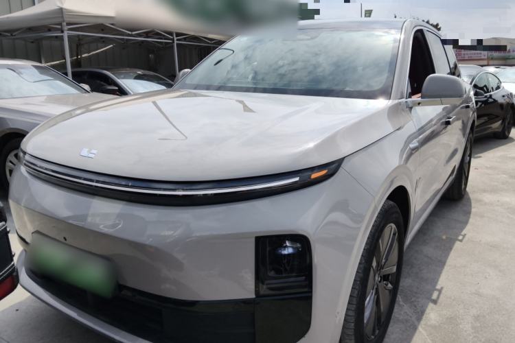 Li Auto L6 2024 — 2