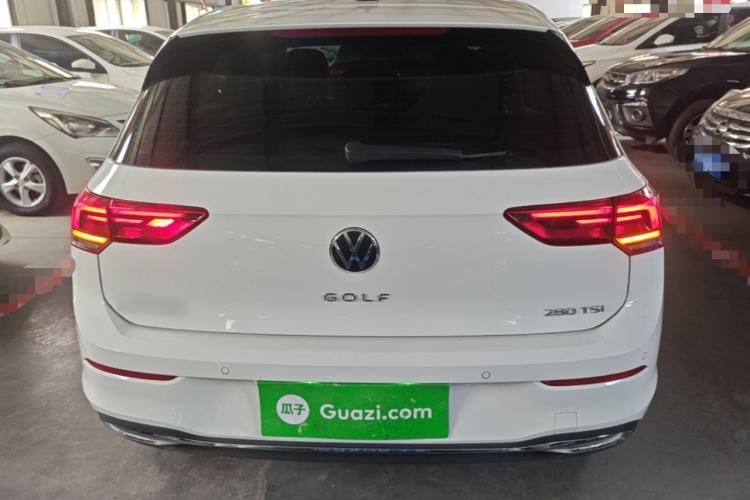 Volkswagen Golf 2023 — 5