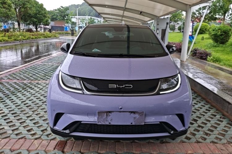 BYD Dolphin 2023 — 2