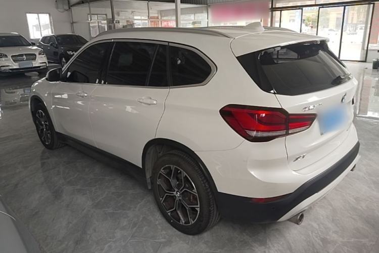 BMW X1 2022 — 4