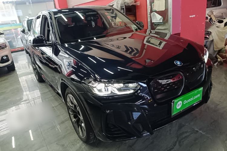 BMW iX3 2024 — фото 3