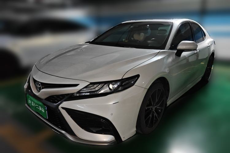 Toyota camry 2021 — фото 1