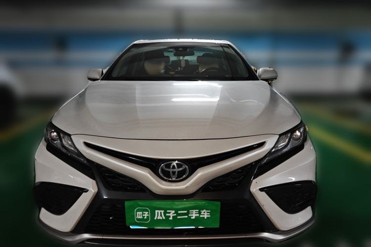 Toyota camry 2021 — фото 2
