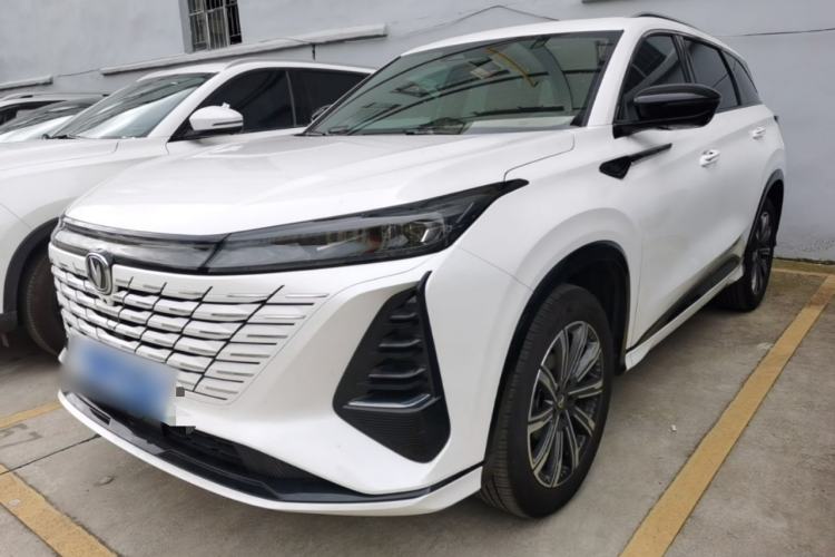 ChangAn cs75 plus 2025 — фото 1