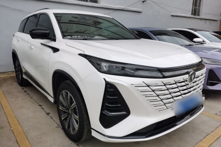 ChangAn cs75 plus 2025 — фото 3