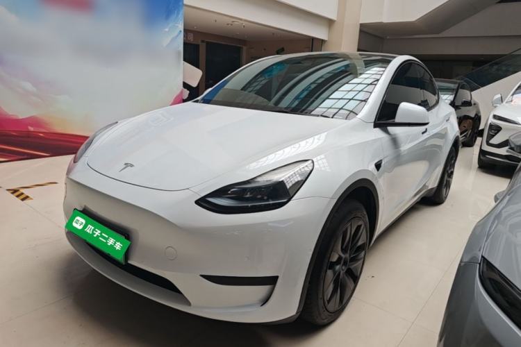 Tesla Model Y 2023 — фото 1