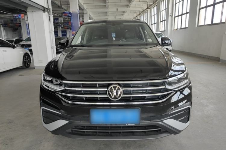 Volkswagen Tiguan L 2024 — фото 2