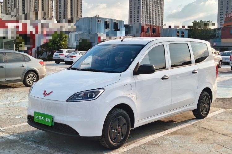 Wuling Hongguang New Energy 2024 — фото 1
