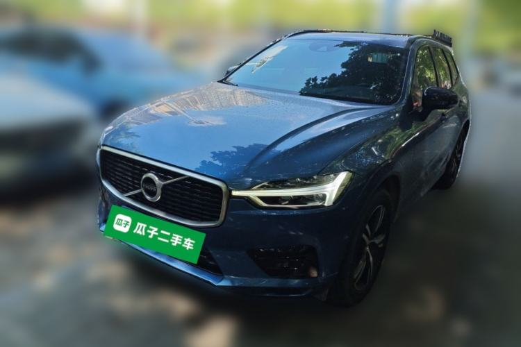 Volvo XC60 2020 — фото 1