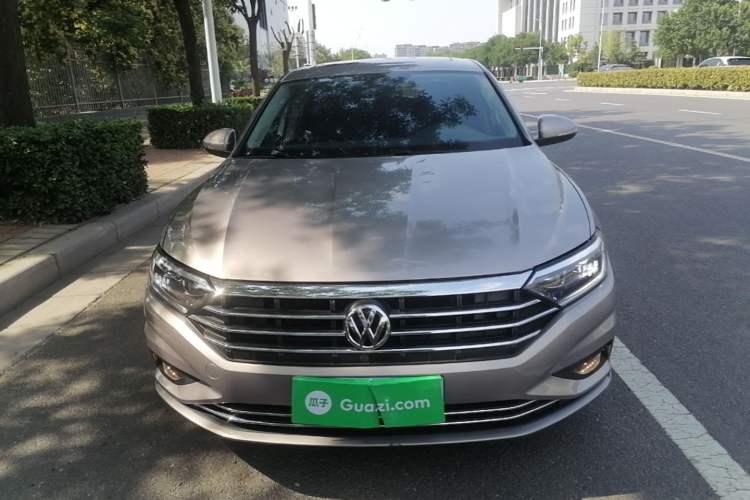 Volkswagen Sagitar 2021 — 2