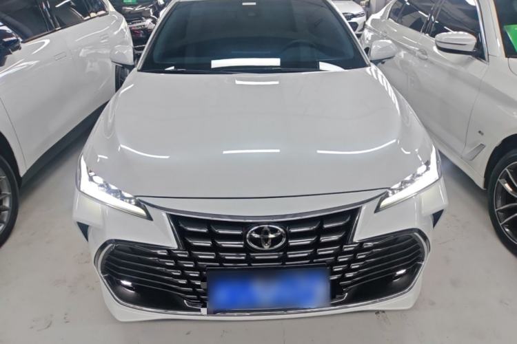 Toyota Avalon 2023 — 2