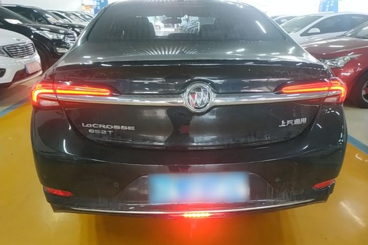 Buick LaCrosse 2022 — 5