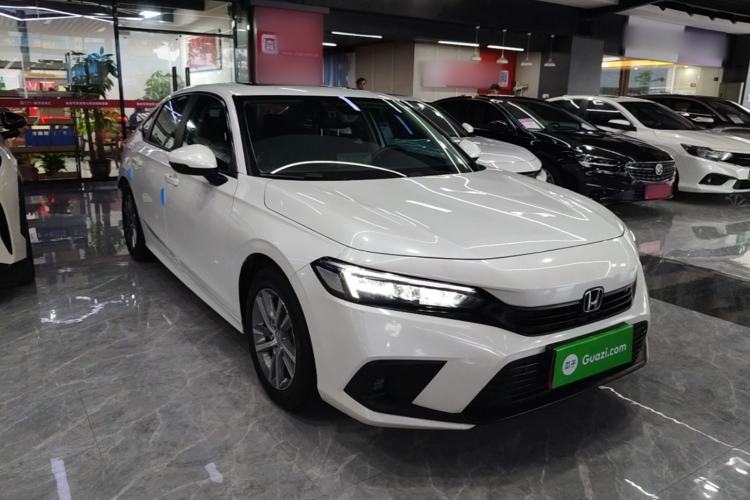 Honda Civic 2023 — 3