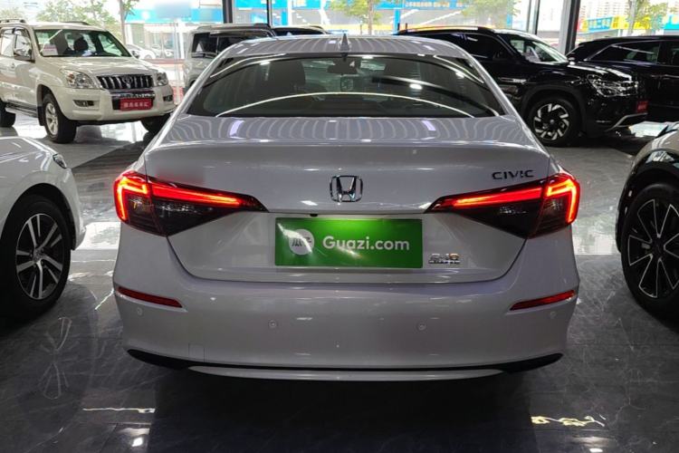 Honda Civic 2023 — 5