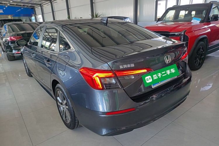 Honda Civic 2023 — 4