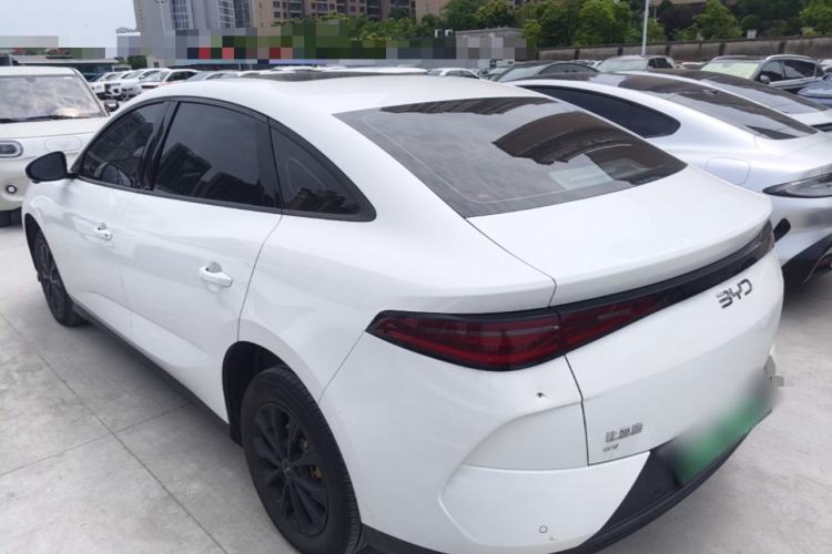 BYD e7 2025 — 4