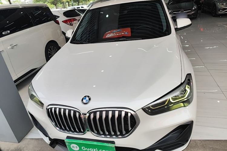 BMW X1 2021 — 2