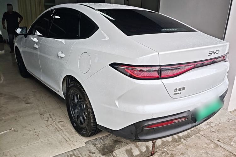 BYD Seal 05 DM-i 2025 — фото 4