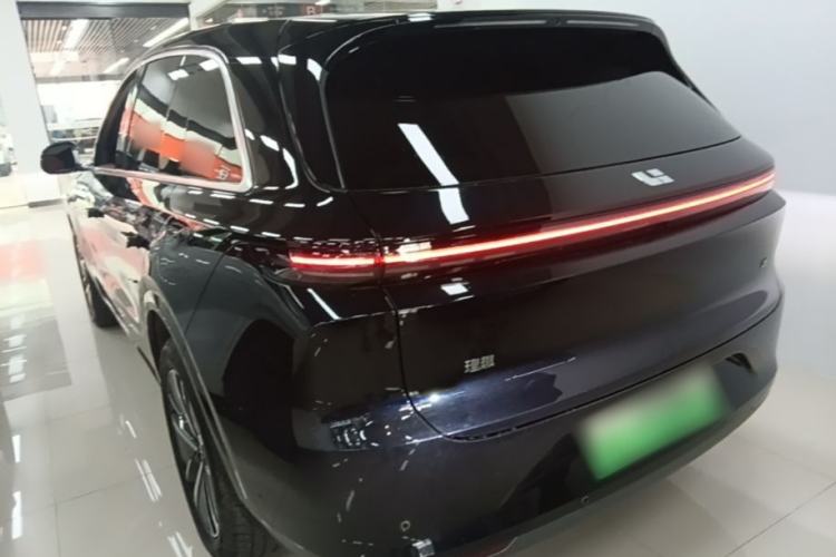 Li Auto L6 2024 — 4