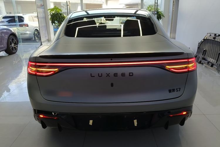 Luxeed Luxeed S7 2026 — 5