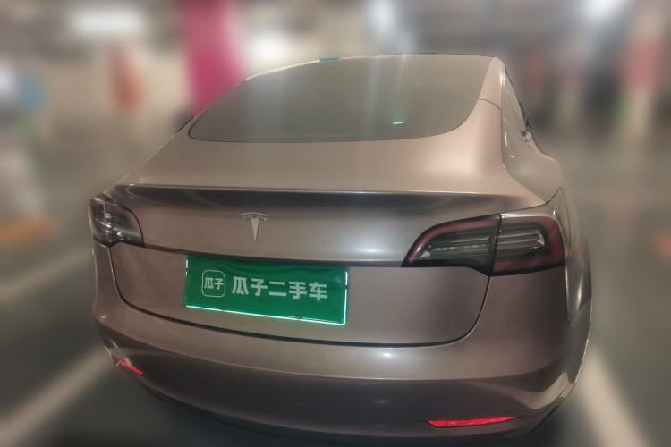 Tesla Model 3 2021 — 3