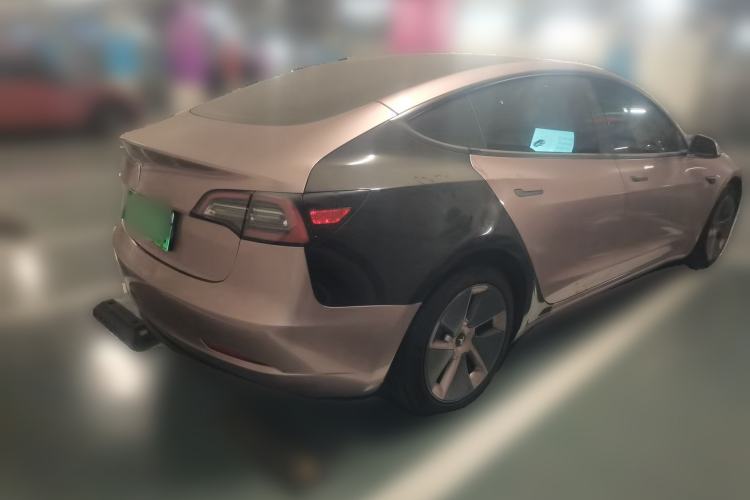 Tesla Model 3 2021 — 4