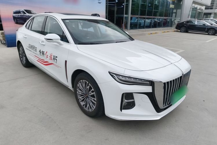 Hongqi H5 2023 — 3