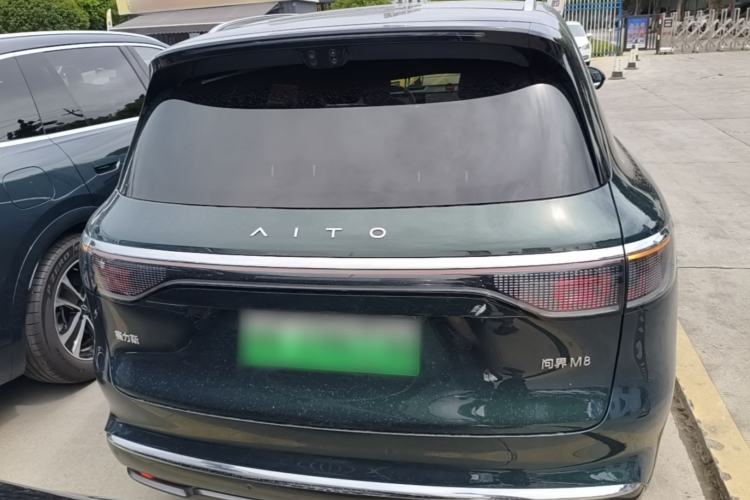 AITO AITO M8 2025 — 5