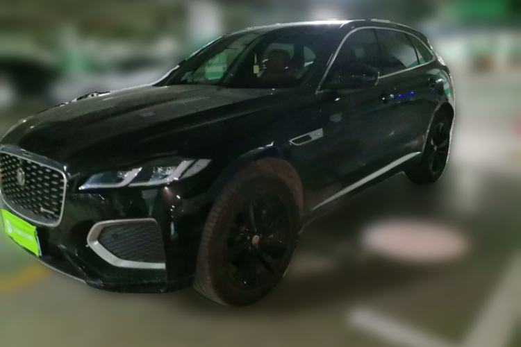 Jaguar F-PACE 2021 — фото 1