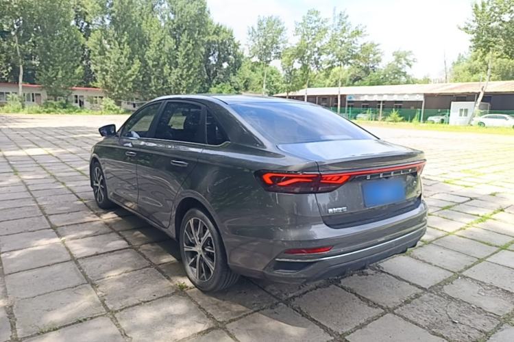Geely Emgrand 2023 — 4