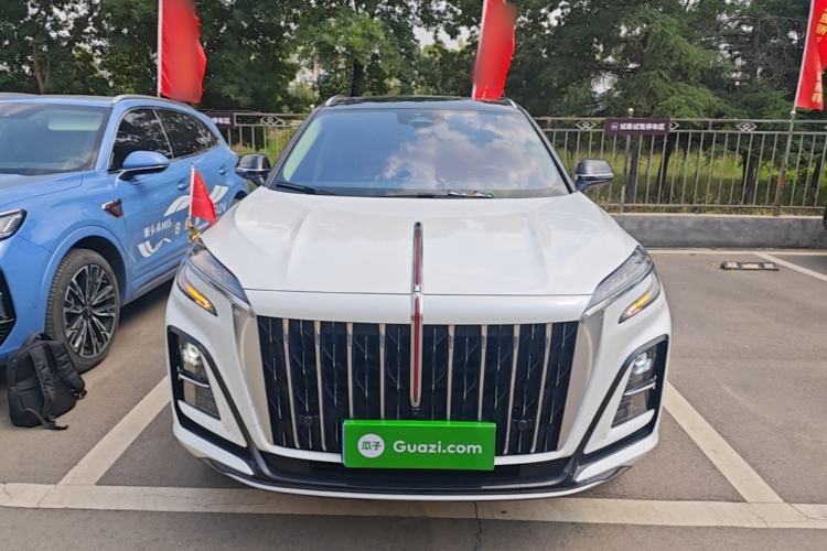 Hongqi hs3 2023 — 2