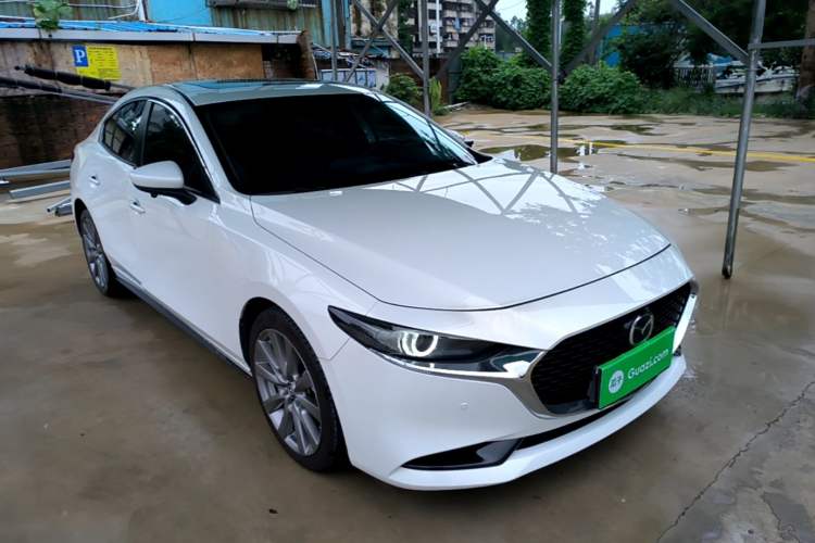 Mazda Mazda 3 2021 — 3