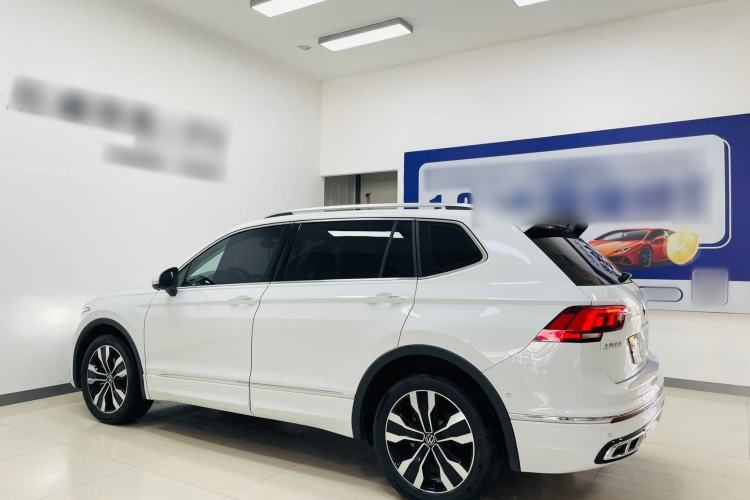 Volkswagen Tiguan L 2025 — 4