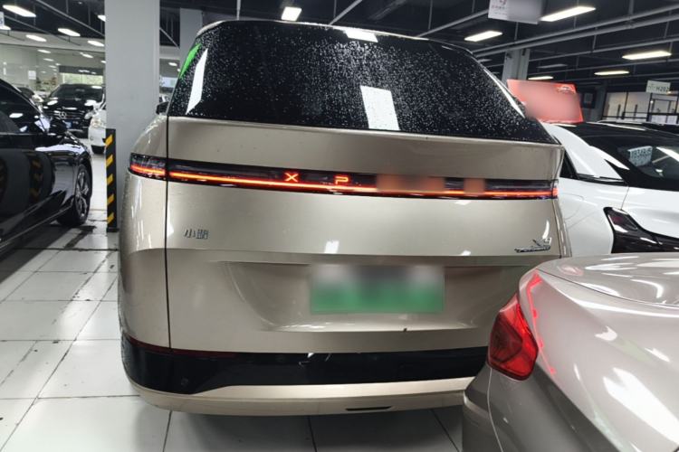 XPeng X9 2024 — 5