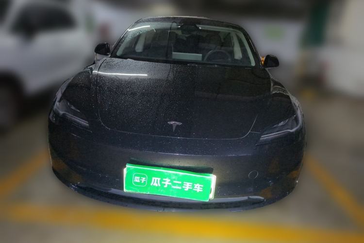 Tesla Model 3 2023 — 2