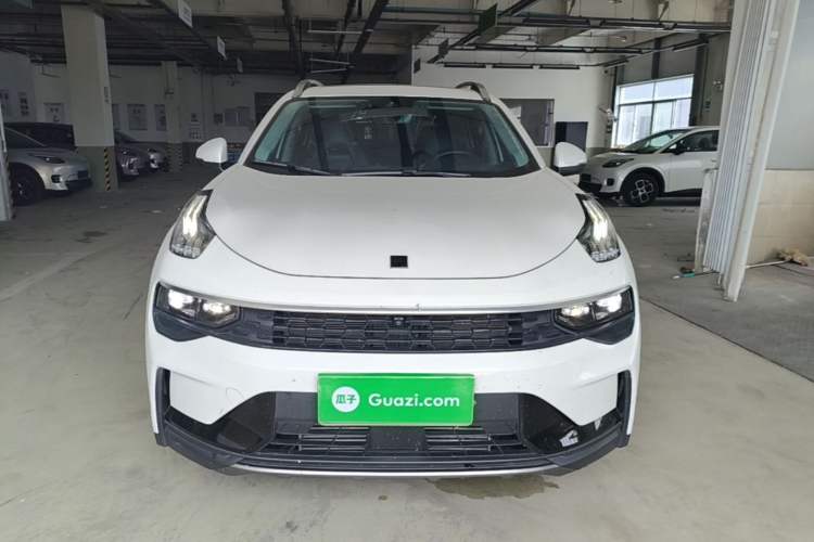 Lynk & Co 01 2021 — фото 2