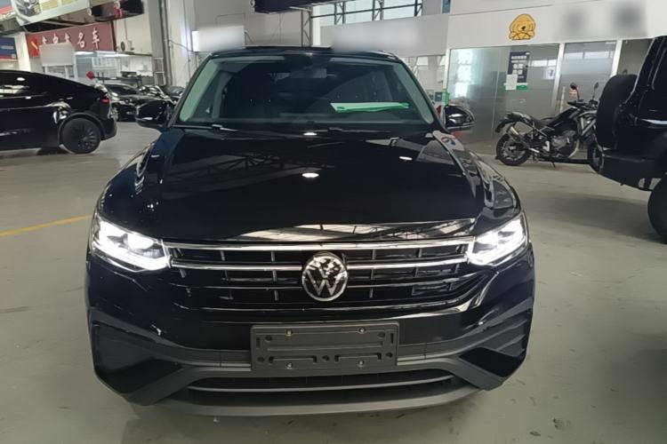 Volkswagen Tiguan L 2025 — фото 2