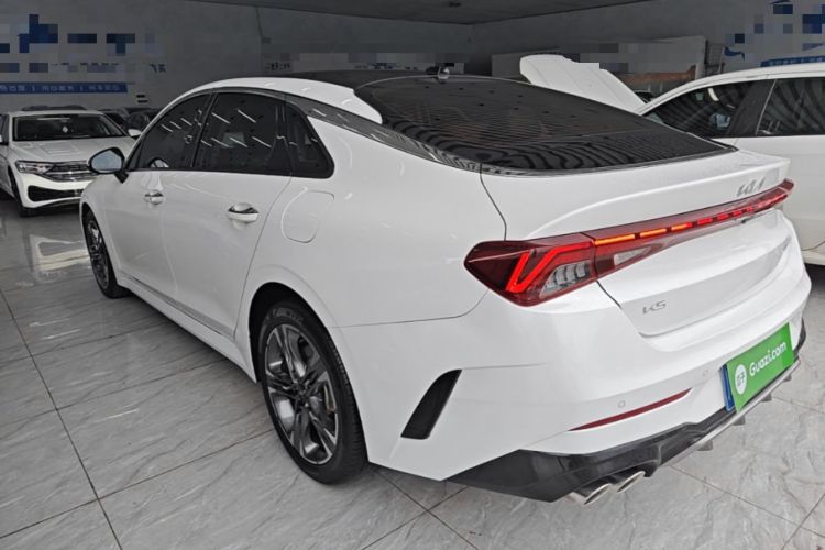 Kia K5 2021 — 4