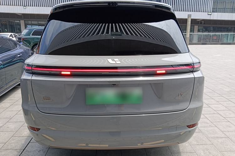 Li Auto L9 2025 — 5