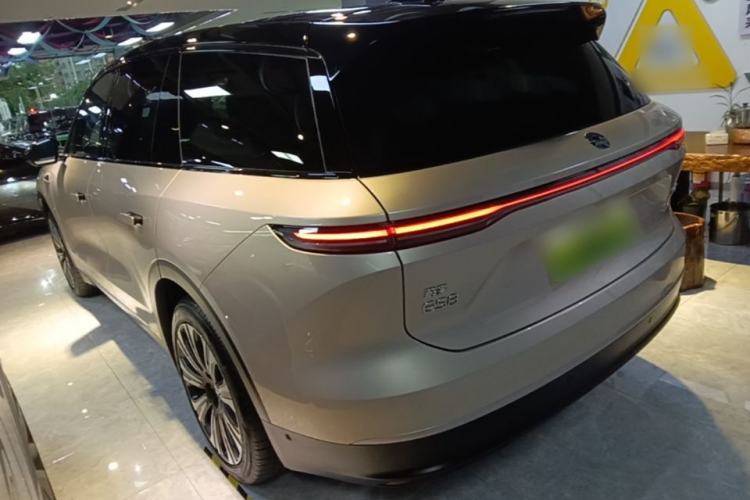 NIO ES8 2023 — 4