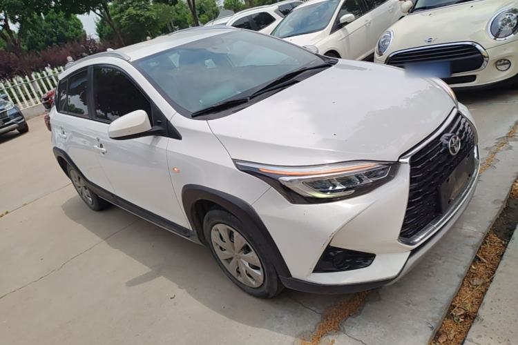 Toyota Yaris 2020 — фото 3