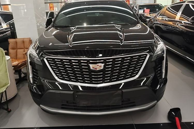 Cadillac XT4 2023 — 2